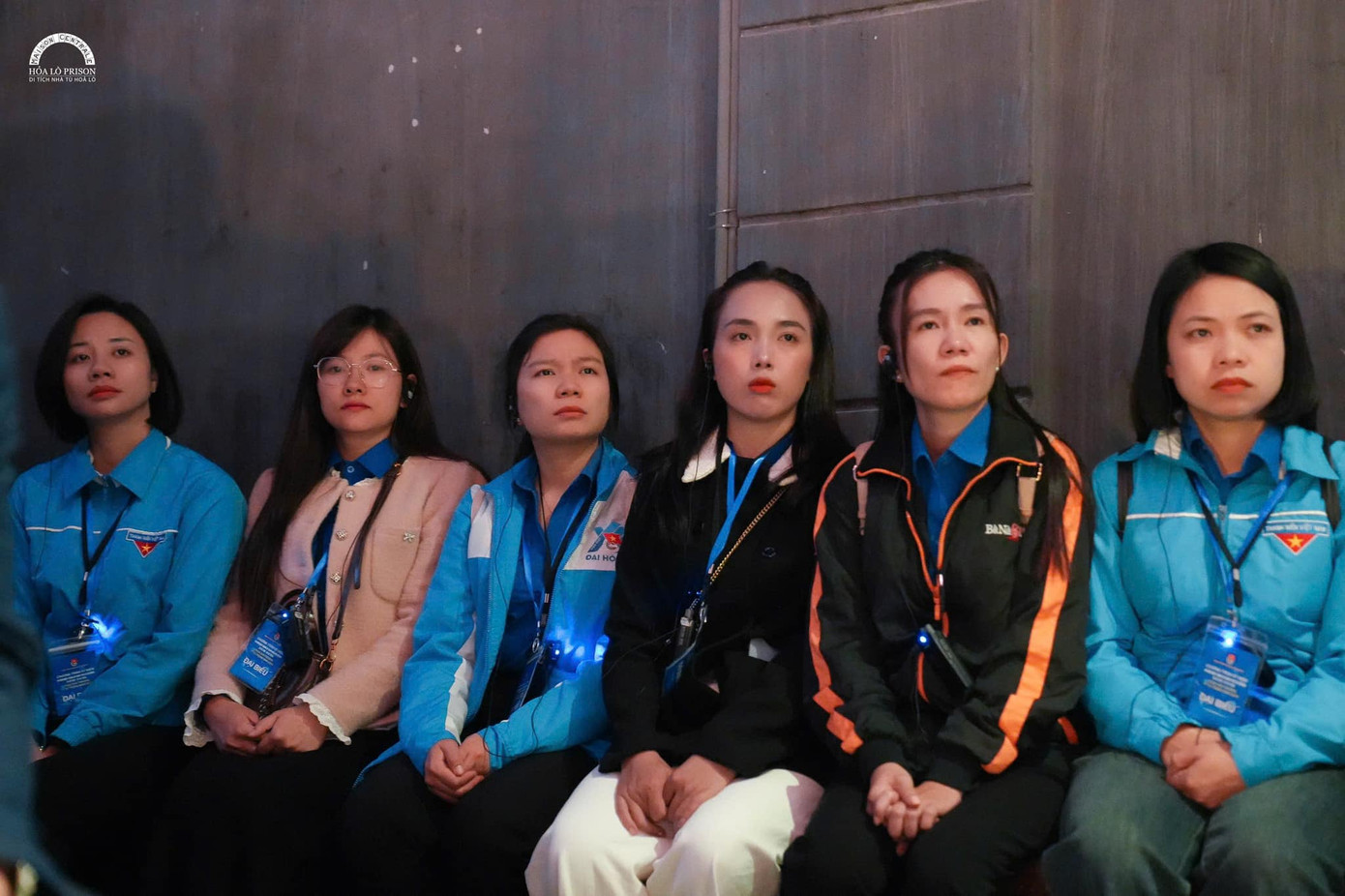 Các cán bộ Đoàn tiêu biểu từ khắp cả nước đã có một hành trình đầy xúc động tại Di tích Nhà tù Hỏa Lò với chương trình Đêm Thiêng liêng: ‘Lửa Thanh xuân’. Các cán bộ Đoàn tiêu biểu từ khắp cả nước đã có một hành trình đầy xúc động tại Di tích Nhà tù Hỏa Lò với chương trình Đêm Thiêng liêng: ‘Lửa Thanh xuân’.