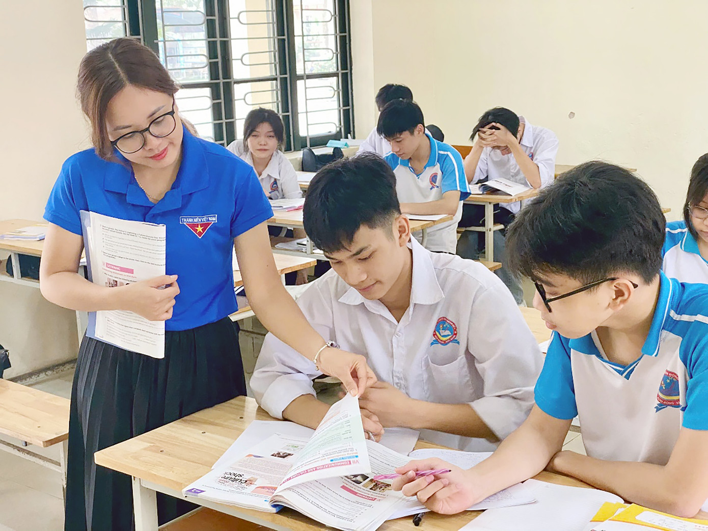 Cô giáo Ninh Thị Ngọc Sen, người dân tộc Tày tại huyện Sơn Động, tỉnh Bắc Giang. Ảnh: NVCC