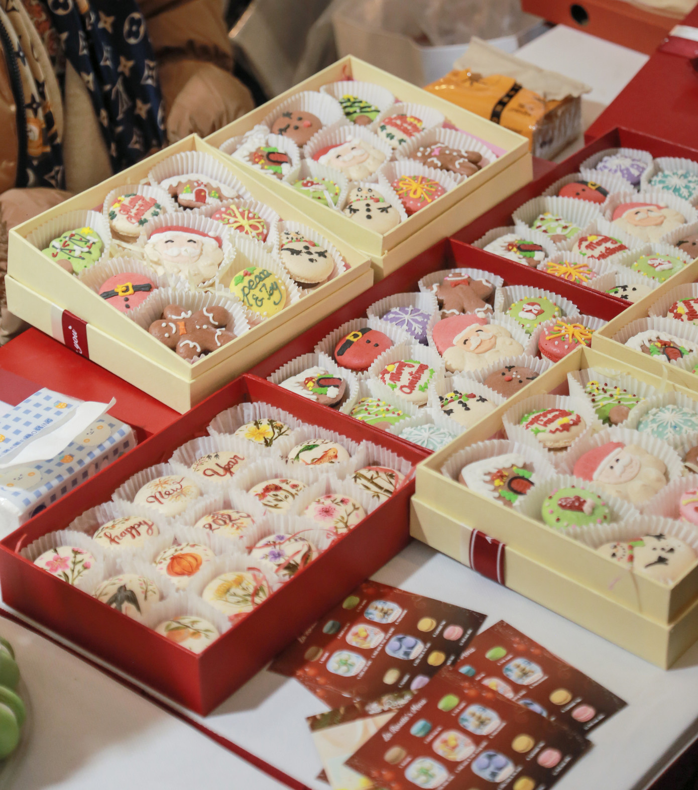 Một số món bánh nổi tiếng dịp Giáng sinh. Một số món bánh nổi tiếng dịp Giáng sinh.