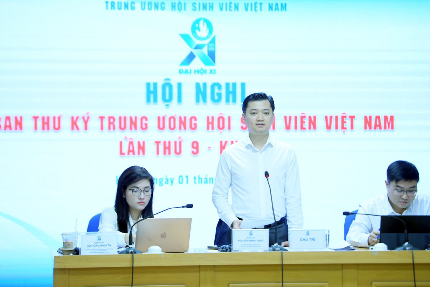Anh Nguyễn Minh Triết – Bí thư T.Ư Đoàn, Chủ tịch T.Ư Hội Sinh viên Việt Nam phát biểu khai mạc Hội nghị. Ảnh: DƯƠNG TRIỀU