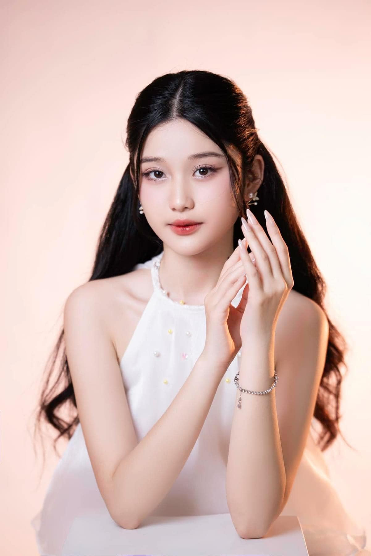 Nữ sinh viên Học viện Nông nghiệp Việt Nam. Nữ sinh viên Học viện Nông nghiệp Việt Nam.