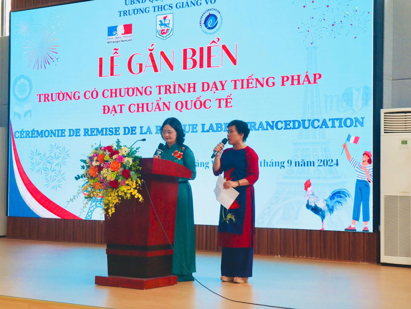 Nhà giáo Tô Thị Hải Yến – Hiệu trưởng nhà trường phát biểu tại chương trình. Nhà giáo Tô Thị Hải Yến – Hiệu trưởng nhà trường phát biểu tại chương trình.