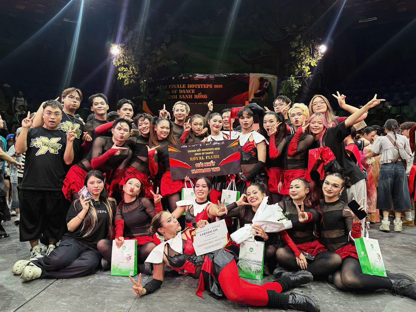 Hanoixgirls Next Gen: ‘Tụi mình không cố giống ai, chỉ cần là phiên bản Next Gen độc nhất’. Ảnh: NVCC