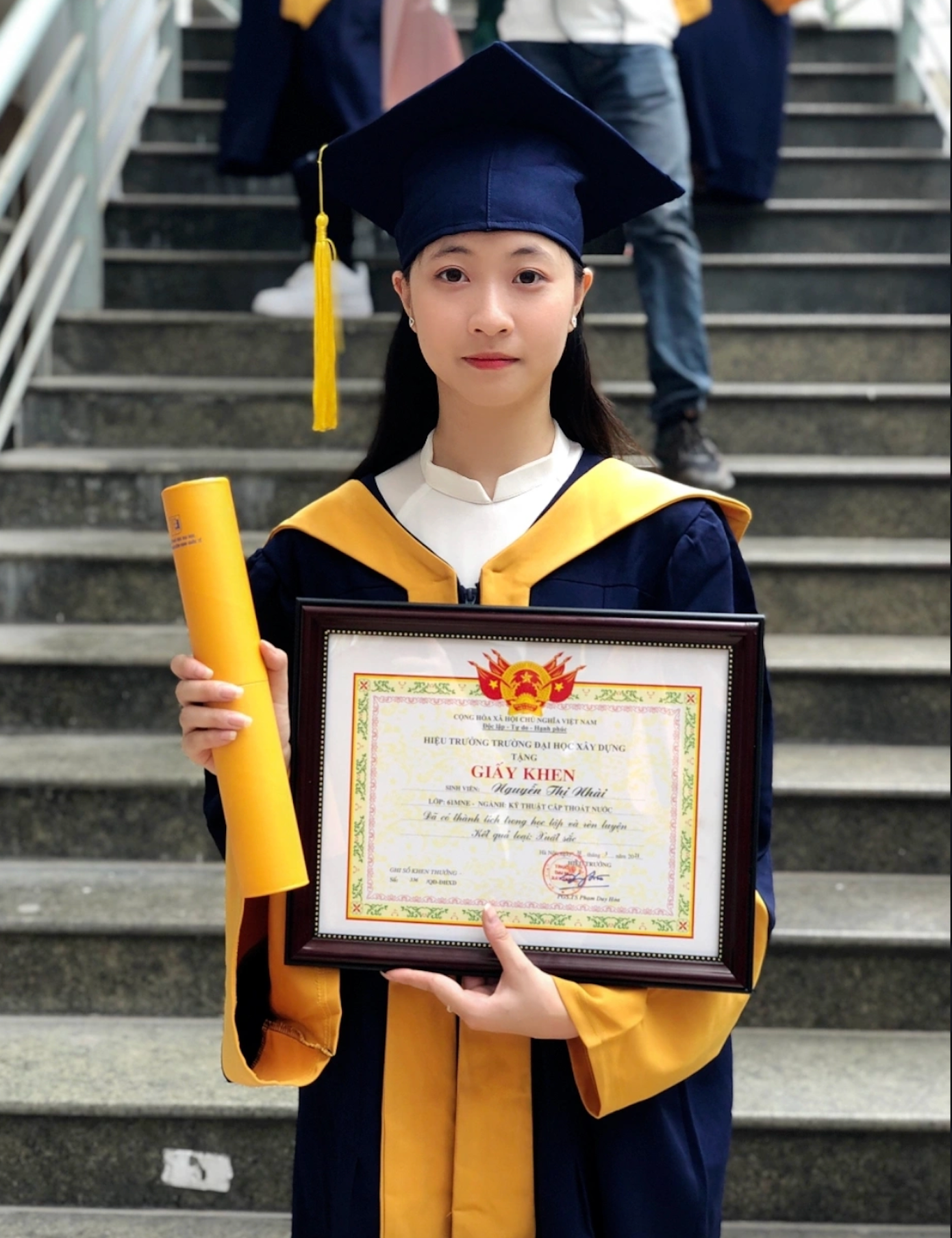 Nữ thủ khoa đầu ra trường ĐH Xây dựng Nguyễn Thị Nhài với số điểm tích luỹ 3.6/4.