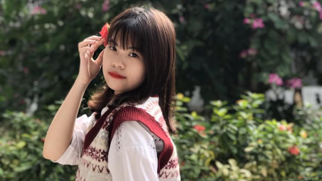 Cô bạn Đỗ Thị Thu Hằng – thủ khoa trường ĐH Dược Hà Nội.