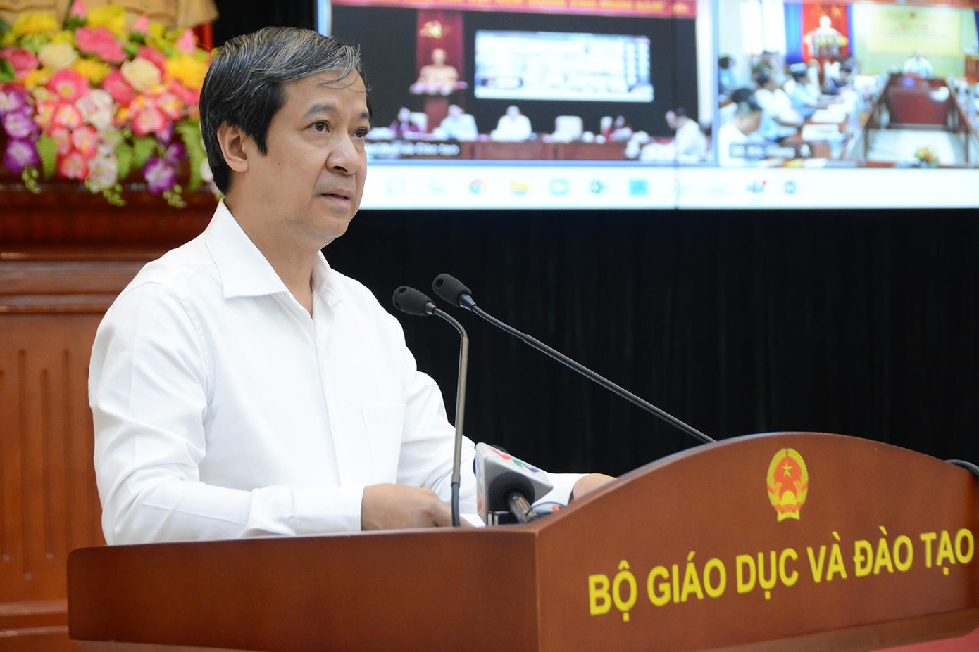 Bộ trưởng Bộ GD - ĐT Nguyễn Kim Sơn phát biểu khai mạc Hội nghị.