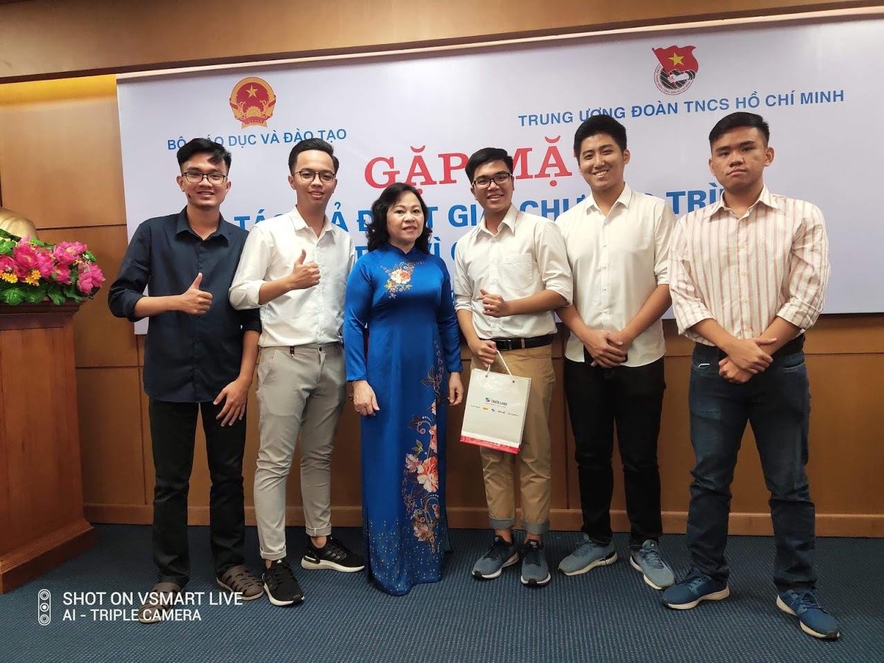 Nhóm tác giả sáng lập Meta STEM từng vinh dự lọt vào Top 5, Top 15 các công trình sáng kiến giáo dục tiêu biểu trên các sản phẩm công nghệ giáo dục độc đáo.