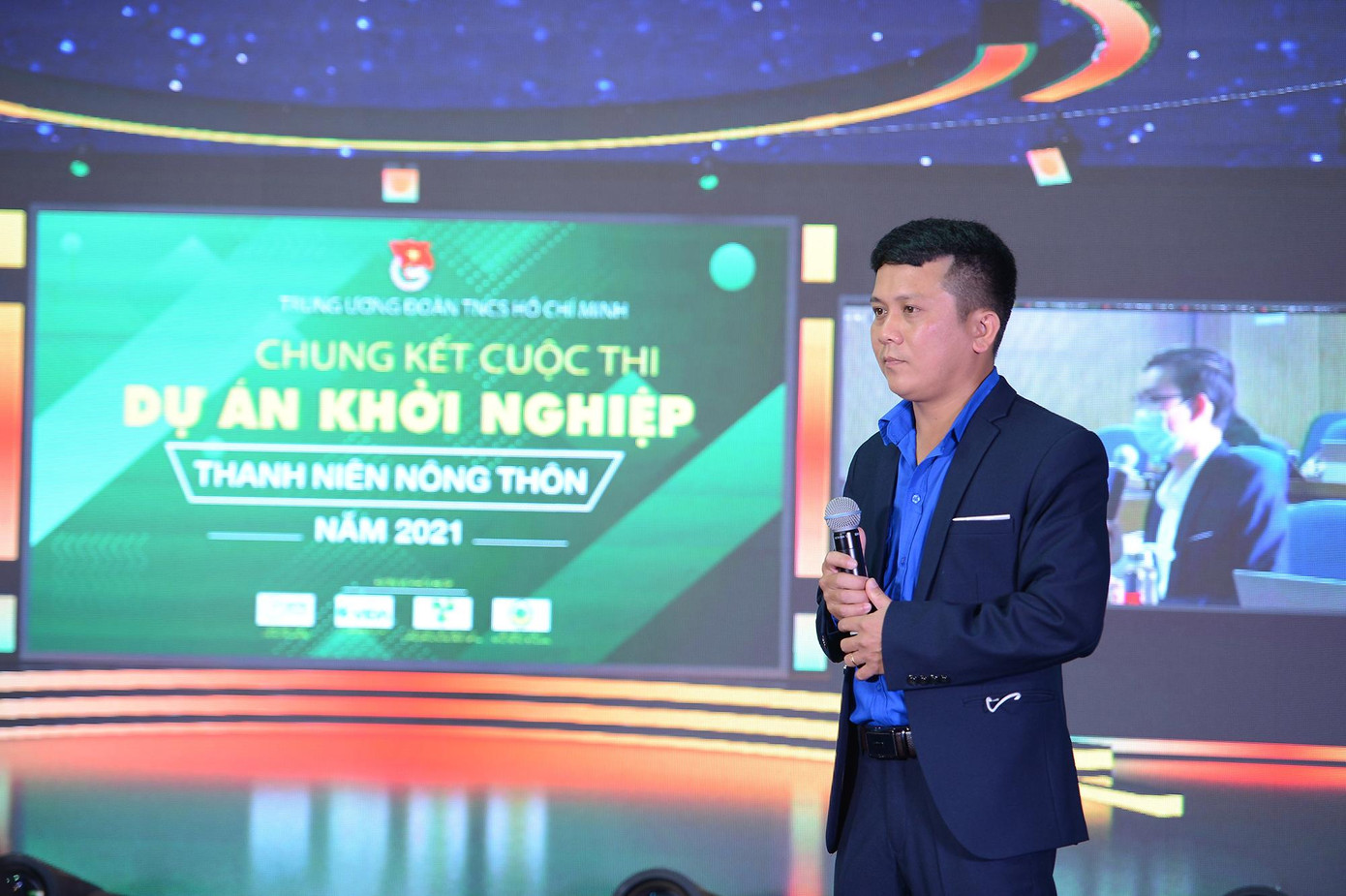 Các dự án thuyết trình tại điểm cầu Hà Nội. Các dự án thuyết trình tại điểm cầu Hà Nội.