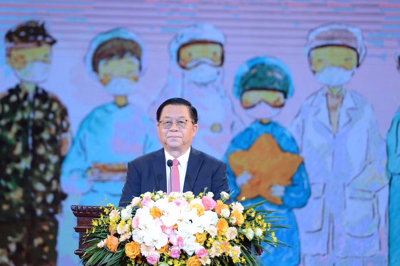 Đồng chí Nguyễn Trọng Nghĩa, Bí thư T.Ư Đảng, Trưởng Ban Tuyên giáo T.Ư phát biểu tại chương trình.