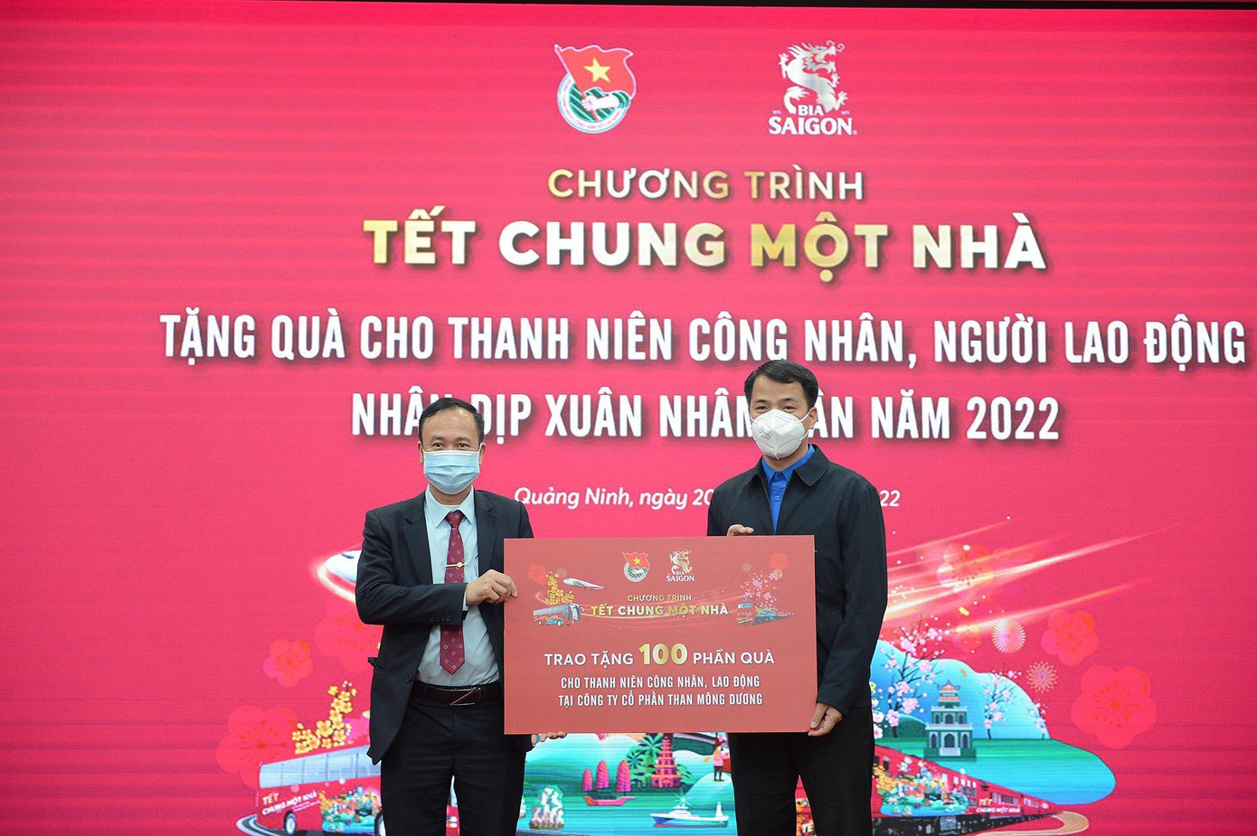 Chương trình đã thăm trao tặng quà Tết cho 100 công nhân thuộc công ty CP Than Mông Dương. Chương trình đã thăm trao tặng quà Tết cho 100 công nhân thuộc công ty CP Than Mông Dương.