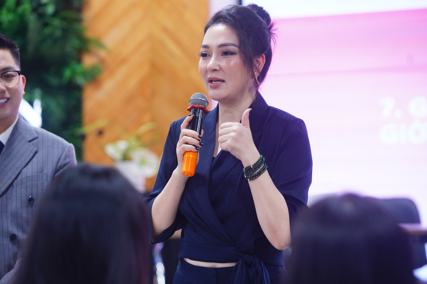 Hoa hậu Nguyễn Thị Huyền. Hoa hậu Nguyễn Thị Huyền.