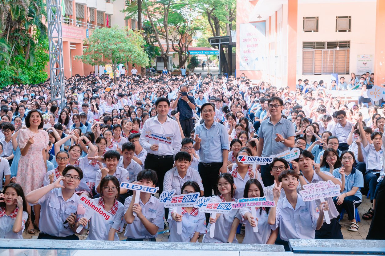 Sôi nổi chương trình tư vấn tâm lý - 'Tiếp sức mùa thi' 2024.