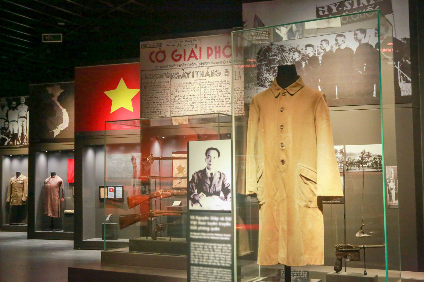 Bảo tàng được chia thành nhiều khu vực trưng bày theo các chủ đề.