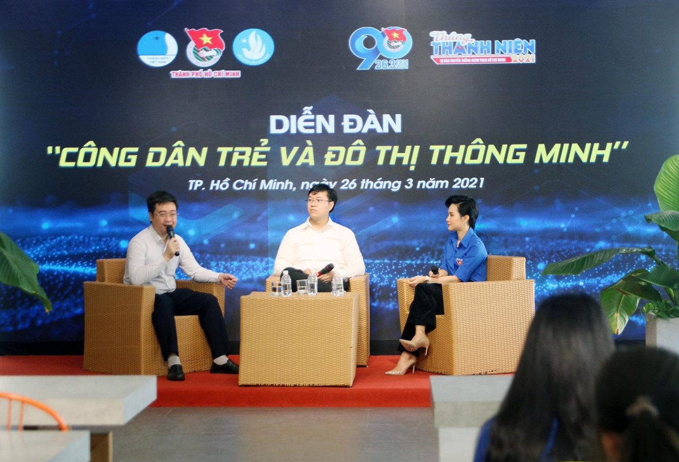 Diễn đàn “Công dân trẻ và Đô thị thông minh” trong chương trình Ngày hội Thanh niên tại TP. Hồ Chí Minh.