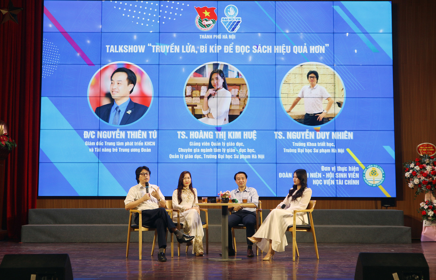 Talkshow: Truyền lửa, bí kíp để học sách hiệu quả hơn.