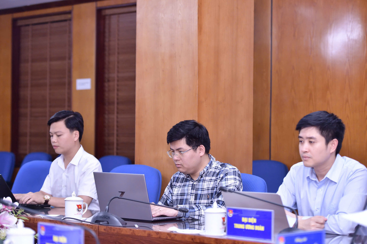 Hội nghị diễn ra theo hình thức trực tiếp và trực tuyến. Hội nghị diễn ra theo hình thức trực tiếp và trực tuyến.