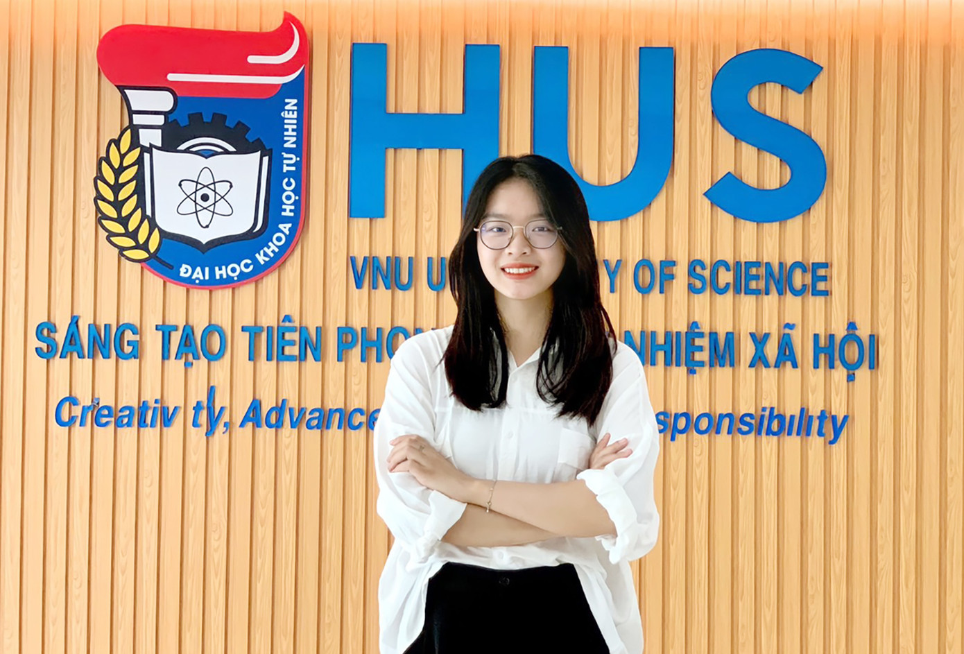 Hà Thị Thu Trang - Phó Chủ tịch Hội Sinh viên trường ĐH Khoa học Tự nhiên, ĐHQG Hà Nội. Hà Thị Thu Trang - Phó Chủ tịch Hội Sinh viên trường ĐH Khoa học Tự nhiên, ĐHQG Hà Nội.