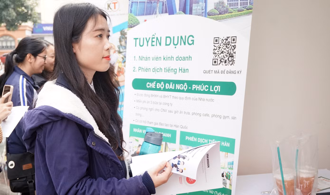 Sinh viên có cơ hội tìm hiểu hàng nghìn vị trí việc làm.
