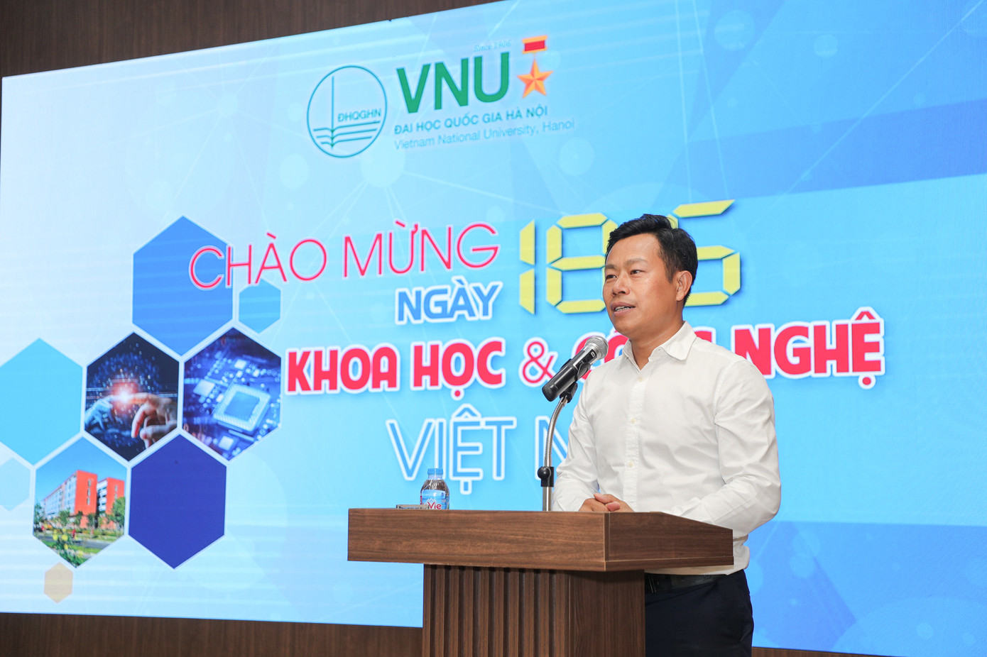 Giám đốc ĐHQG Hà Nội Lê Quân phát biểu tại chương trình.