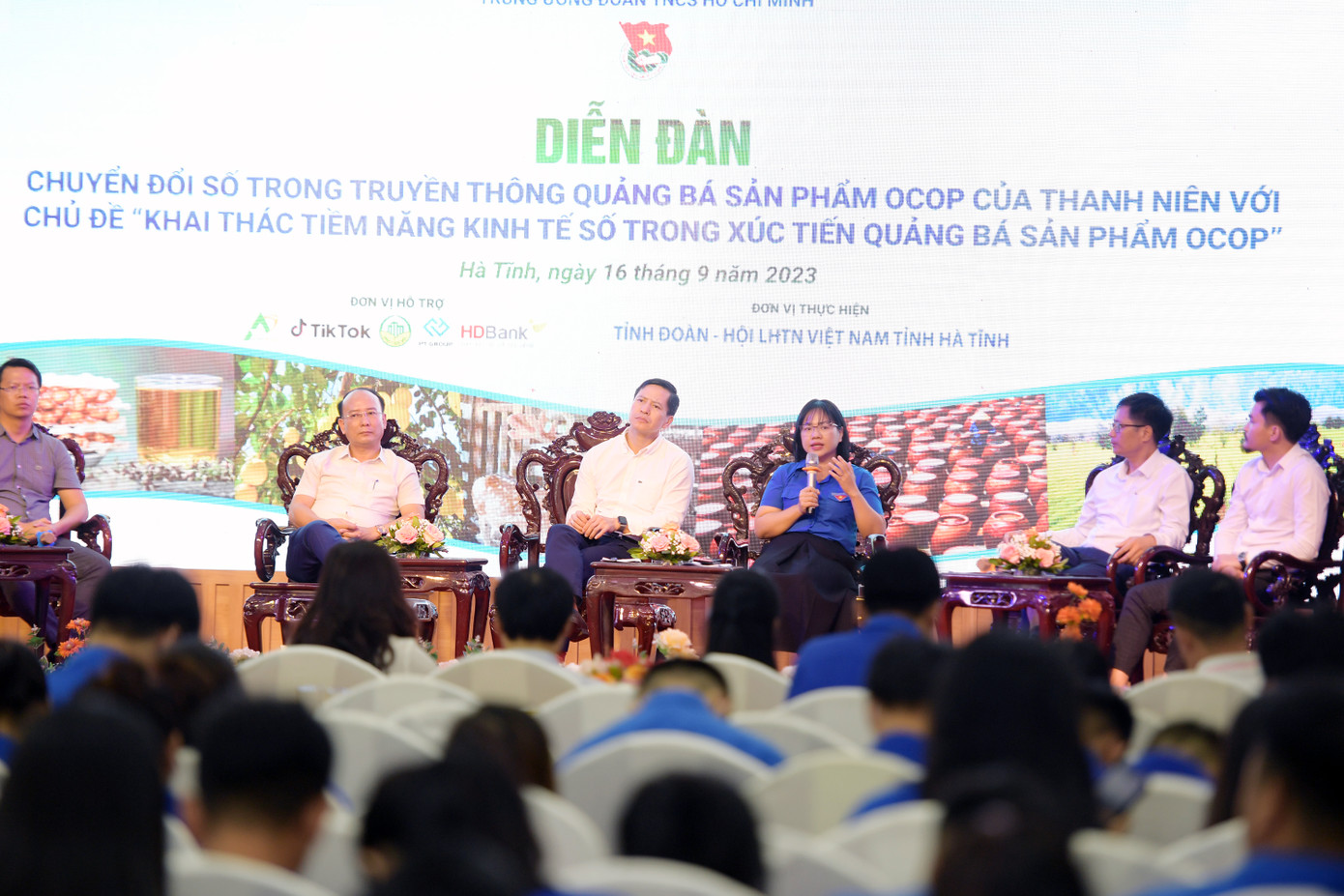 Các đại biểu chia sẻ tại Diễn đàn. Các đại biểu chia sẻ tại Diễn đàn.