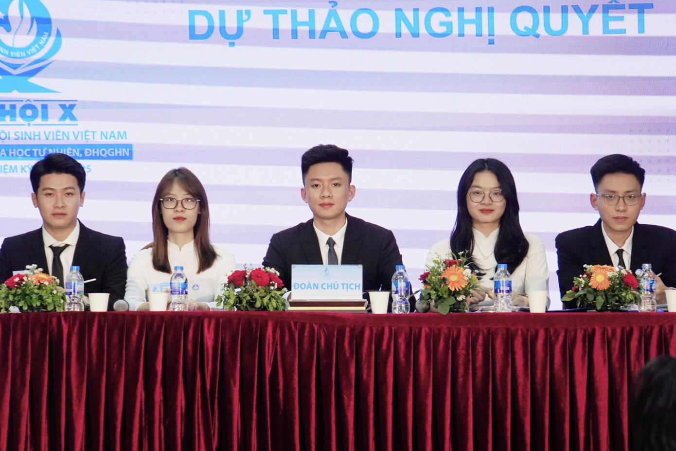 Đại hội Đại biểu Hội Sinh viên trường ĐH Khoa học Tự nhiên (ĐHQG Hà Nội). Đại hội Đại biểu Hội Sinh viên trường ĐH Khoa học Tự nhiên (ĐHQG Hà Nội).