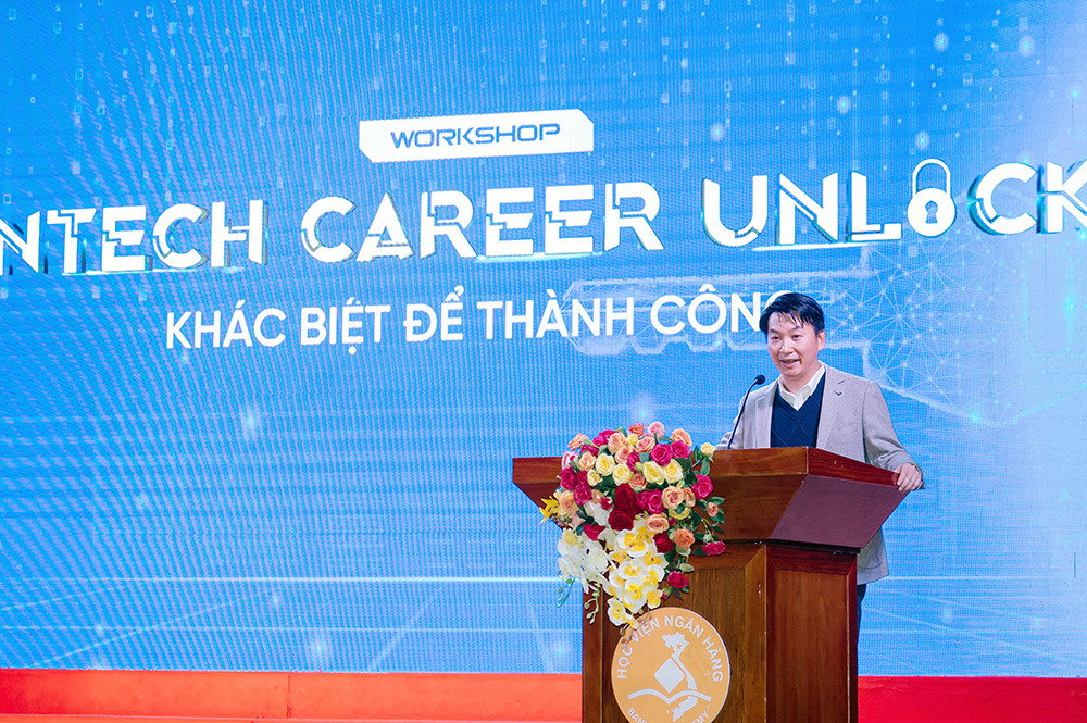 PGS. TS Nguyễn Thanh Phương – Phó Giám đốc Học viện Ngân hàng phát biểu khai mạc chương trình.