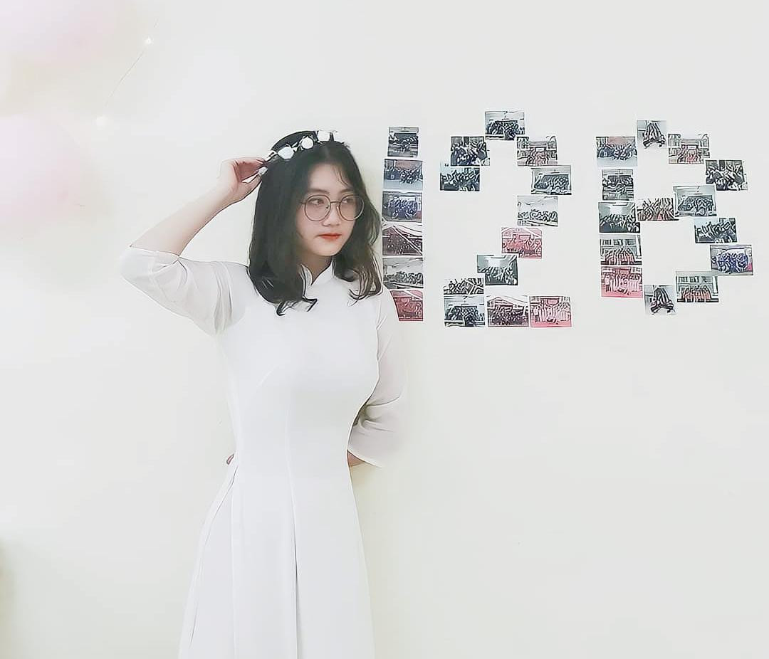 Phạm Thị Bích Loan, nữ sinh chuyên Văn, trường THPT Chuyên Cao Bằng (Cao Bằng). Phạm Thị Bích Loan, nữ sinh chuyên Văn, trường THPT Chuyên Cao Bằng (Cao Bằng).