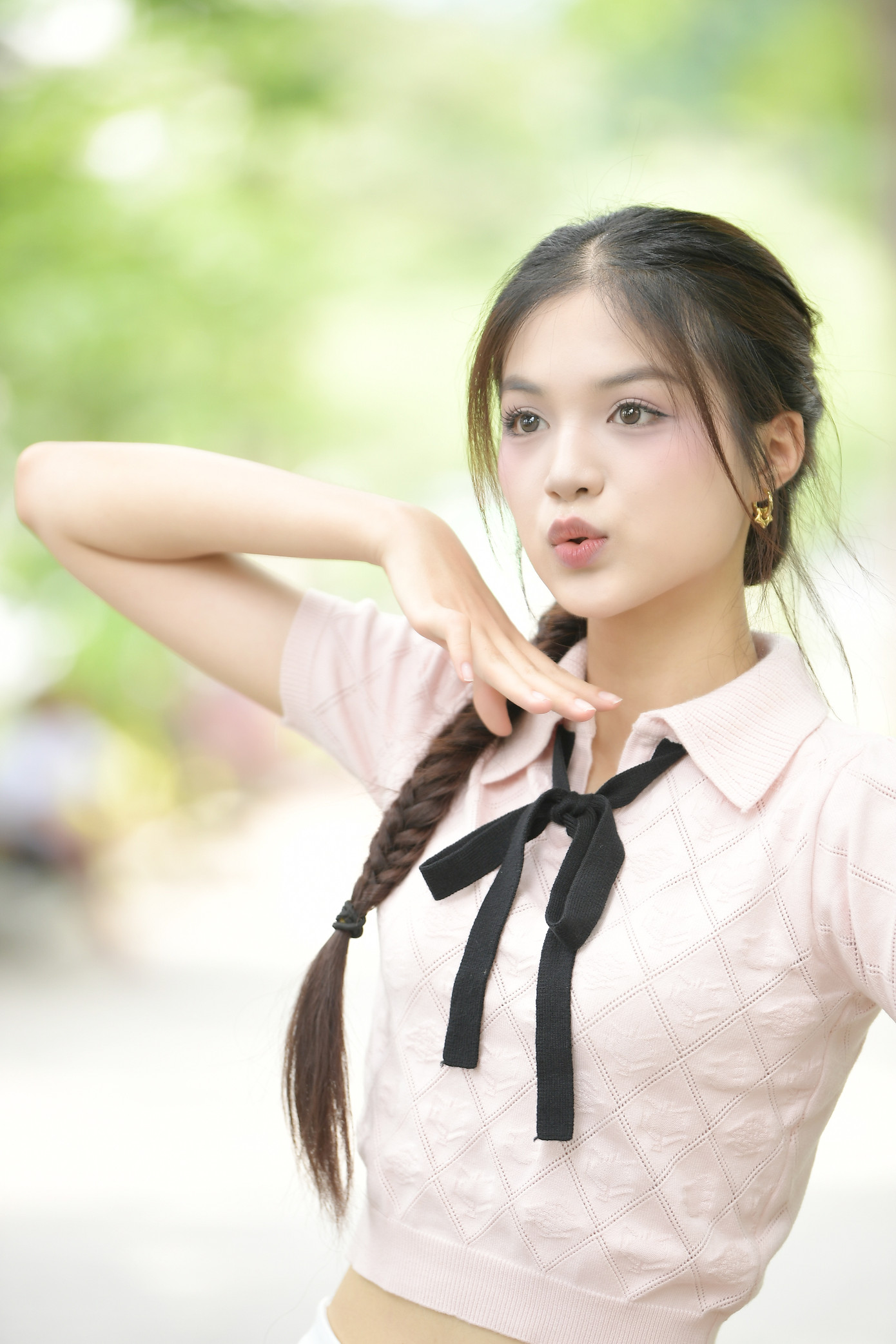 Minh Thu chia sẻ tình cảm, sự ủng hộ của gia đình và mọi người là nguồn động lực giúp cô tỏa sáng, ghi tên trong Top 25 Hoa hậu Việt Nam 2024. Minh Thu nói cô từng băn khoăn về việc có tham gia cuộc thi hay không. Minh Thu chia sẻ tình cảm, sự ủng hộ của gia đình và mọi người là nguồn động lực giúp cô tỏa sáng, ghi tên trong Top 25 Hoa hậu Việt Nam 2024. Minh Thu nói cô từng băn khoăn về việc có tham gia cuộc thi hay không.