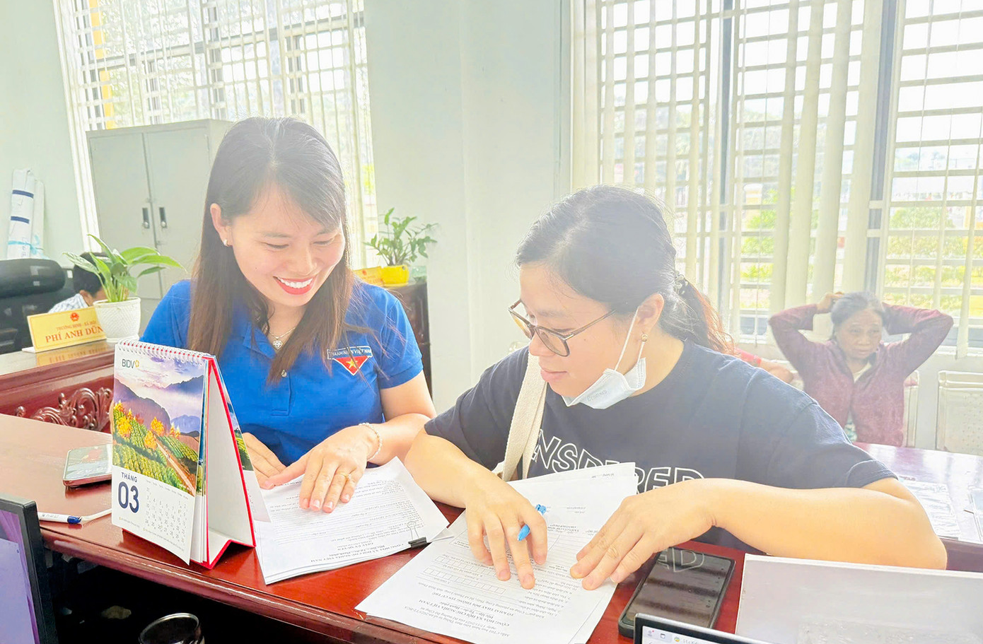 Cán bộ Đoàn cũng được tham gia tập huấn, cập nhật liên tục các quy định, quy trình, đảm bảo hướng dẫn đúng, đủ, kịp thời.