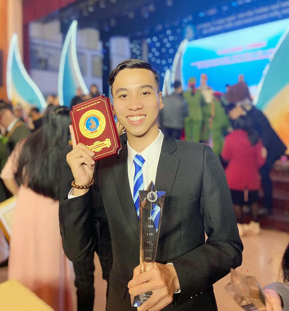 Châu Thanh Tú, Khoa Kinh doanh Quốc tế, trường ĐH Kinh tế TP. HCM.