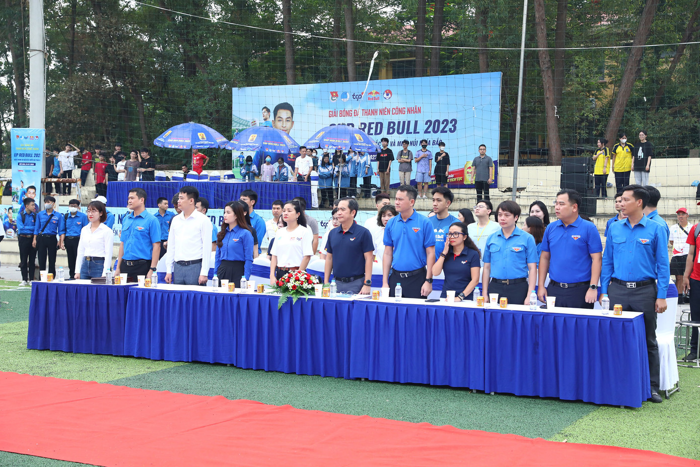 Khai mạc giải bóng đá thanh niên công nhân khu vực phía Bắc.