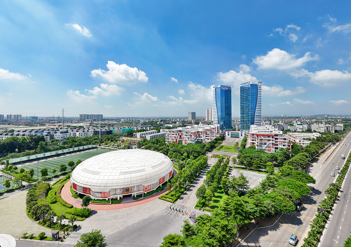 ĐH Phenikaa đang từng bước khẳng định vị thế, hướng tới mục tiêu nằm trong Top 100 đại học hàng đầu châu Á trong tương lai không xa. ĐH Phenikaa đang từng bước khẳng định vị thế, hướng tới mục tiêu nằm trong Top 100 đại học hàng đầu châu Á trong tương lai không xa.