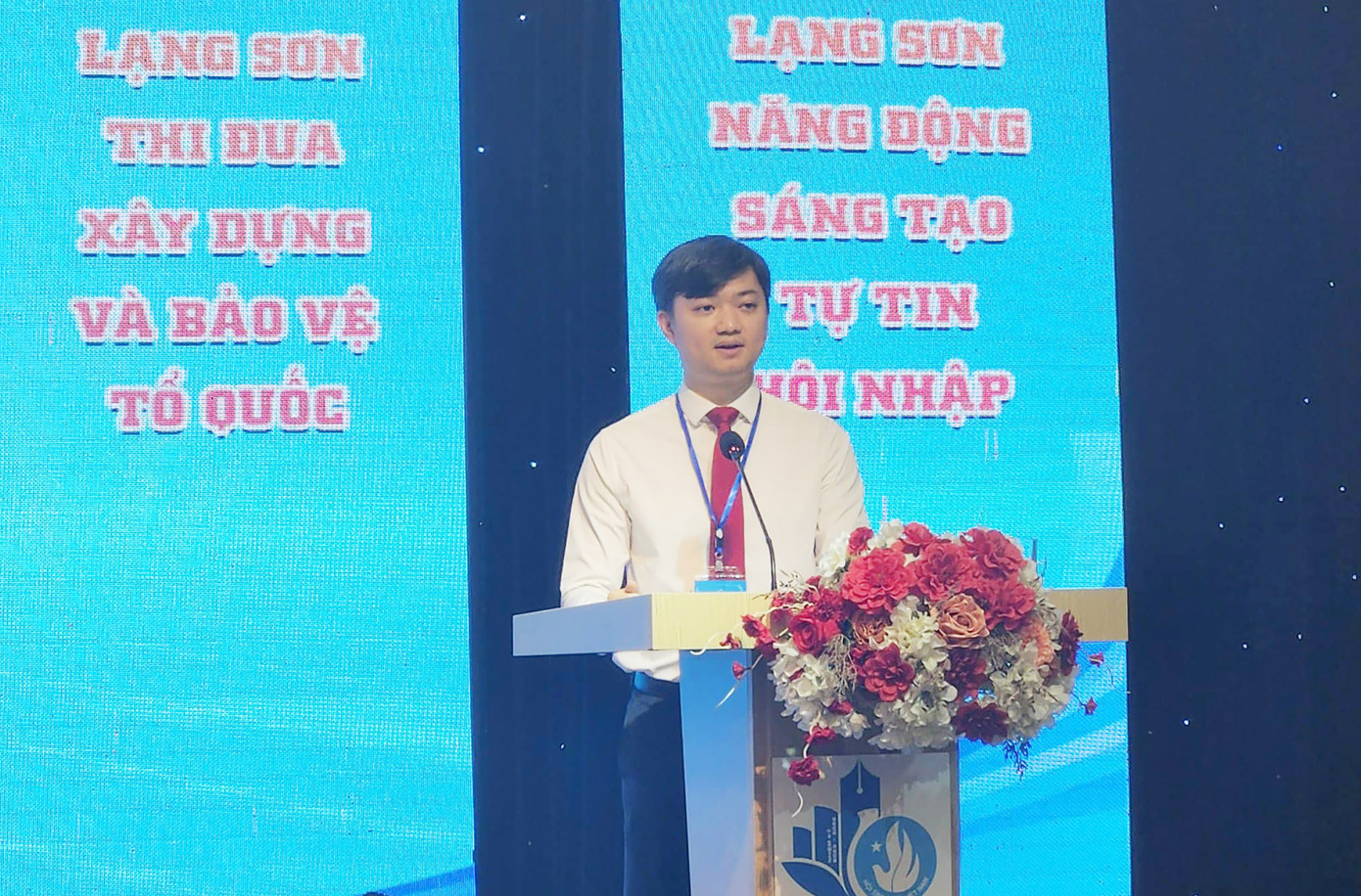 Anh Nguyễn Minh Triết - Bí thư T.Ư Đoàn, Chủ tịch T.Ư Hội Sinh viên Việt Nam, phát biểu chỉ đạo Đại hội.