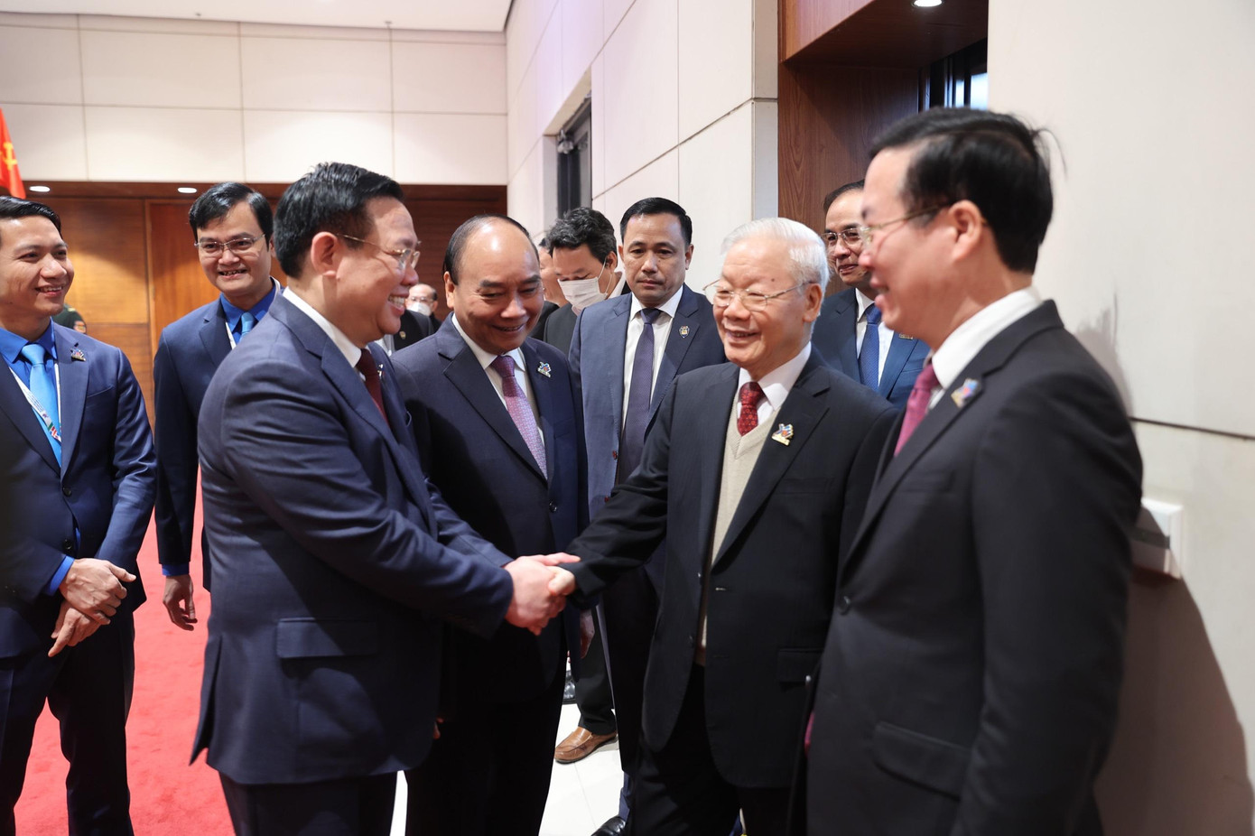 Đại hội vui mừng chào đón Tổng Bí thư Nguyễn Phú Trọng và các đồng chí lãnh đạo Đảng, Nhà nước tới dự. Ảnh: NHƯ Ý Đại hội vui mừng chào đón Tổng Bí thư Nguyễn Phú Trọng và các đồng chí lãnh đạo Đảng, Nhà nước tới dự. Ảnh: NHƯ Ý