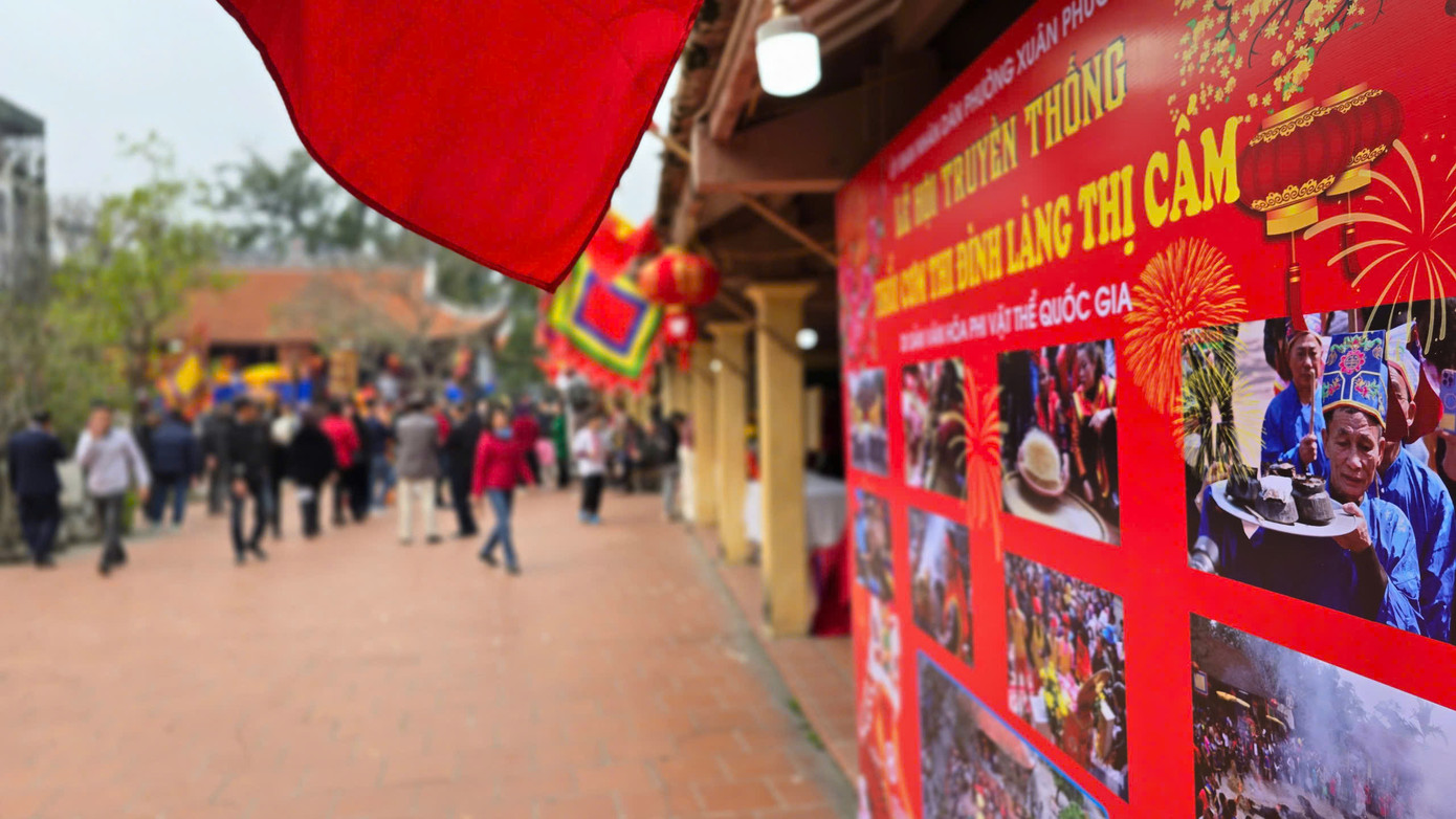 Lễ hội này được cho là đã tồn tại từ đời Hùng Vương thứ 18. Chuyện kể rằng, danh tướng Phan Tây Nhạc từng tổ chức thi nấu cơm để động viên quân sĩ. Ngày nay, người dân làng Thị Cấm vẫn gìn giữ phong tục này như một cách nhắc nhở về tinh thần đoàn kết và sự khéo léo của cha ông.