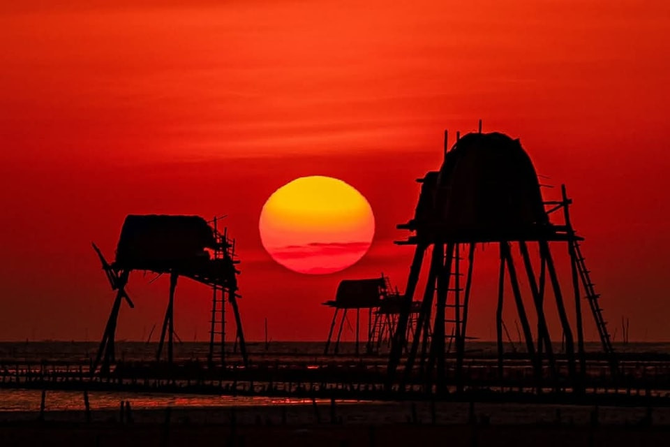 Khung cảnh hấp dẫn các tay máy ảnh chuyên nghiệp đến 'săn ảnh'. Ảnh: Đoàn Ngọc Anh Khung cảnh hấp dẫn các tay máy ảnh chuyên nghiệp đến 'săn ảnh'. Ảnh: Đoàn Ngọc Anh