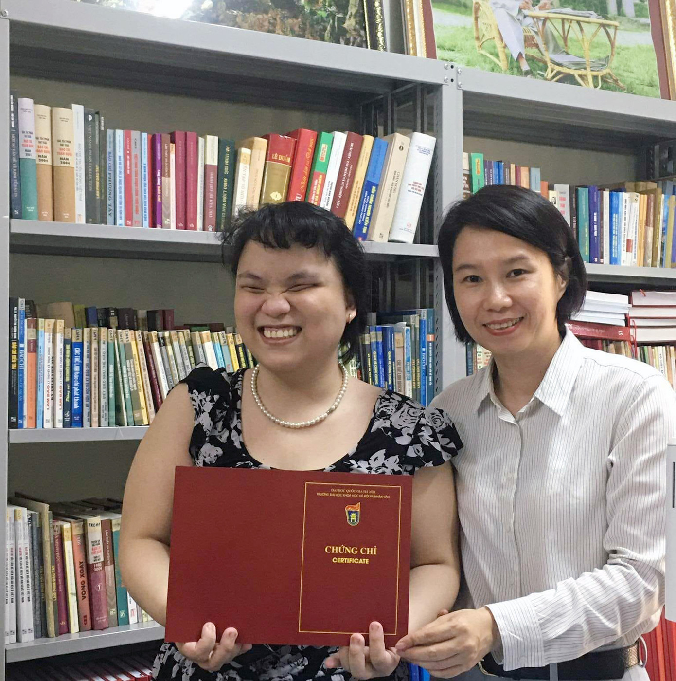 Tiêu Phương Anh (trường ĐH KHXH&amp;NV) - Thành viên CLB Hoa đá Nhân văn.