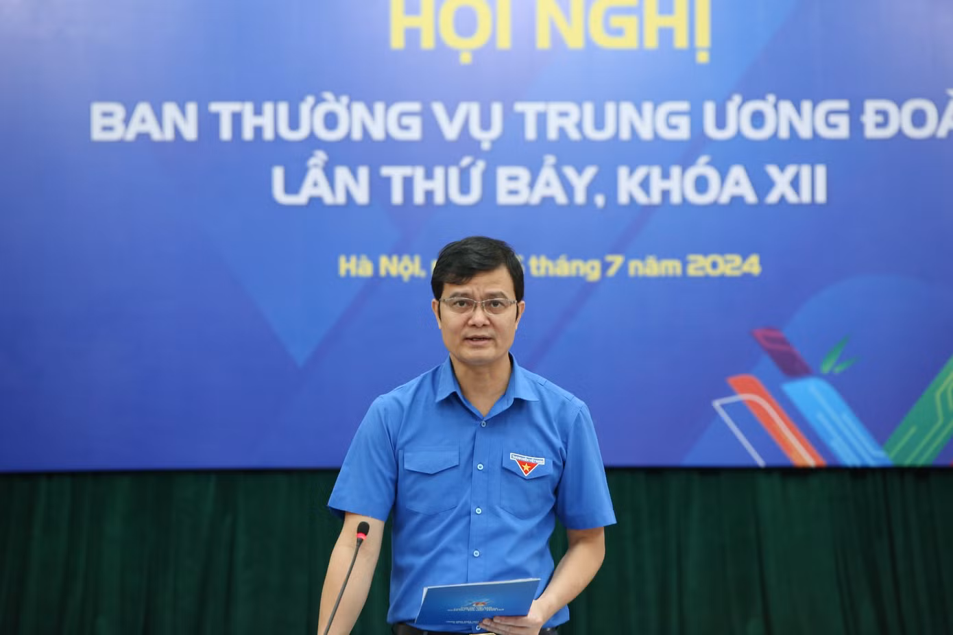 Anh Bùi Quang Huy - Uỷ viên dự khuyết T.Ư Đảng, Bí thư thứ nhất T.Ư Đoàn phát biểu khai mạc Hội nghị.