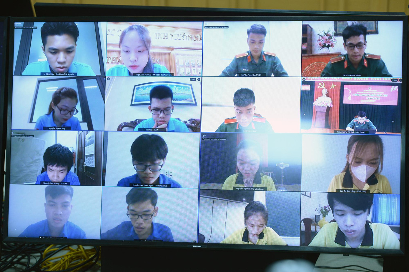 Các thành viên của 4 đội tuyển tham dự vòng Chung kết Hội thi.