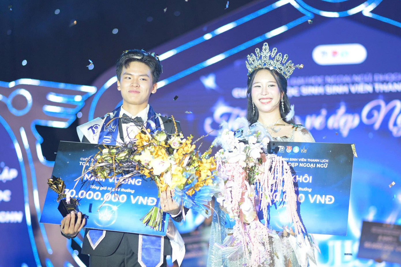 Lộ diện Hoa khôi, Nam vương ĐH Ngoại ngữ: Tỏa sáng bản lĩnh và vẻ đẹp trí tuệ.