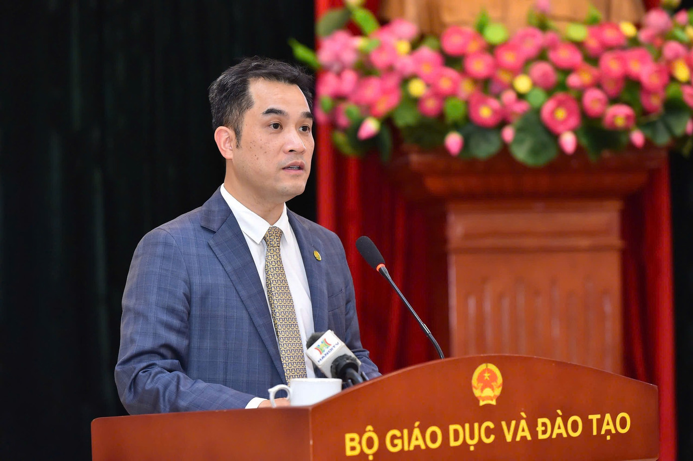 Phó Giám đốc ĐHQG Hà Nội Phạm Bảo Sơn phát biểu tại chương trình.