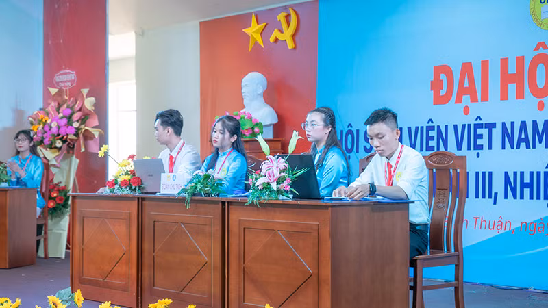 Đại hội Đại biểu Hội Sinh viên trường ĐH Phan Thiết.