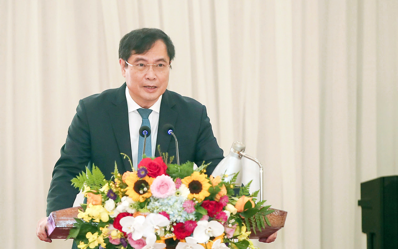 Ông Phan Xuân Thủy – Phó Trưởng Ban Tuyên giáo và Dân vận T.Ư phát biểu. Ông Phan Xuân Thủy – Phó Trưởng Ban Tuyên giáo và Dân vận T.Ư phát biểu.