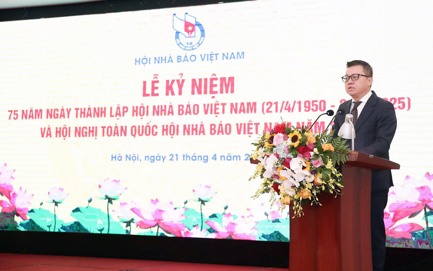 Ông Lê Quốc Minh phát biểu khai mạc chương trình. Ông Lê Quốc Minh phát biểu khai mạc chương trình.