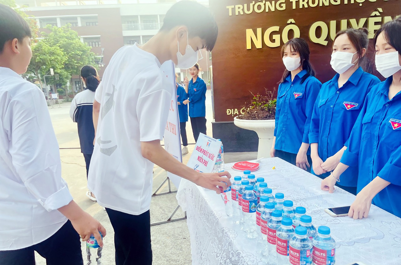 Các đội hình tham gia Chương trình "Tiếp sức mùa thi" năm 2023 trên địa bàn TP. Hà Nội.