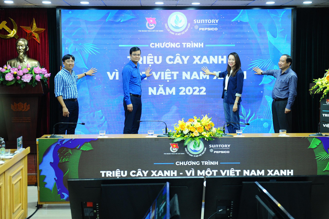 Trung ương Đoàn đã phát động chương trình “Triệu cây xanh - Vì một Việt Nam xanh” năm 2022 với nhiều hoạt động ý nghĩa. Trong đó, có hoạt động thú vị "Trồng cây ảo – Góp cây thật" cho thanh thiếu niên... Trung ương Đoàn đã phát động chương trình “Triệu cây xanh - Vì một Việt Nam xanh” năm 2022 với nhiều hoạt động ý nghĩa. Trong đó, có hoạt động thú vị "Trồng cây ảo – Góp cây thật" cho thanh thiếu niên...