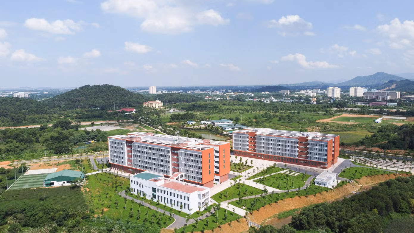 ĐHQG Hà Nội tại Hoà Lạc.