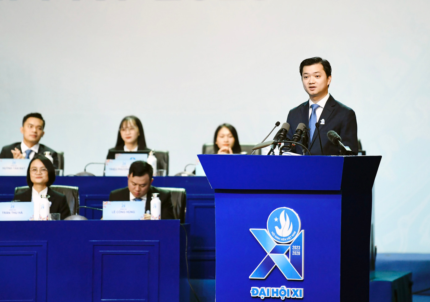 Anh Nguyễn Minh Triết - Bí thư T.Ư Đoàn, Chủ tịch T.Ư Hội Sinh viên Việt Nam phát biểu tại phiên Trọng thể Đại hội.