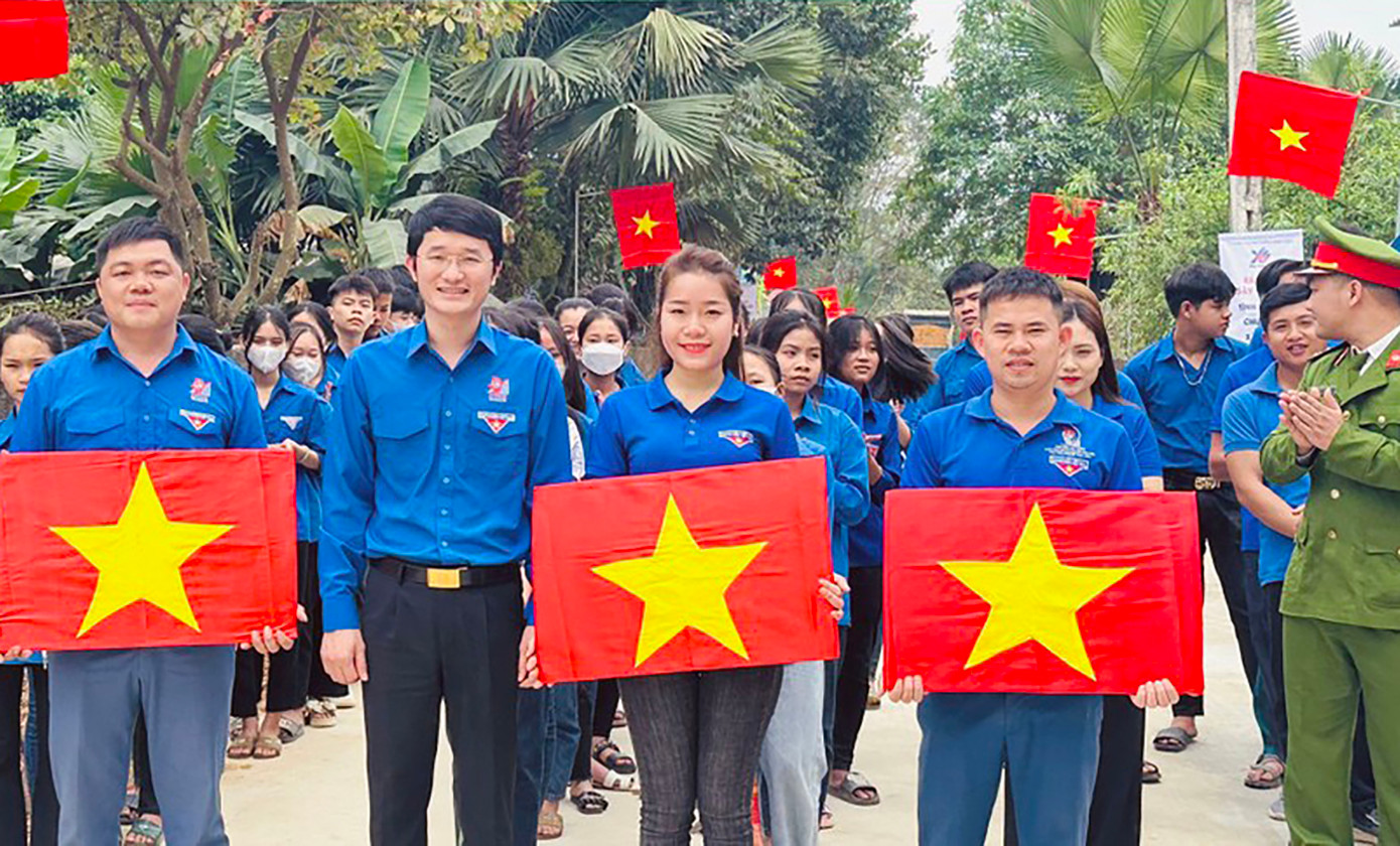 Lực lượng đoàn viên, thanh niên trên địa bàn tỉnh đã đồng lòng triển khai nhiều hoạt động ý nghĩa trong ngày cao điểm tình nguyện chung tay xây dựng nông thôn mới. Lực lượng đoàn viên, thanh niên trên địa bàn tỉnh đã đồng lòng triển khai nhiều hoạt động ý nghĩa trong ngày cao điểm tình nguyện chung tay xây dựng nông thôn mới.