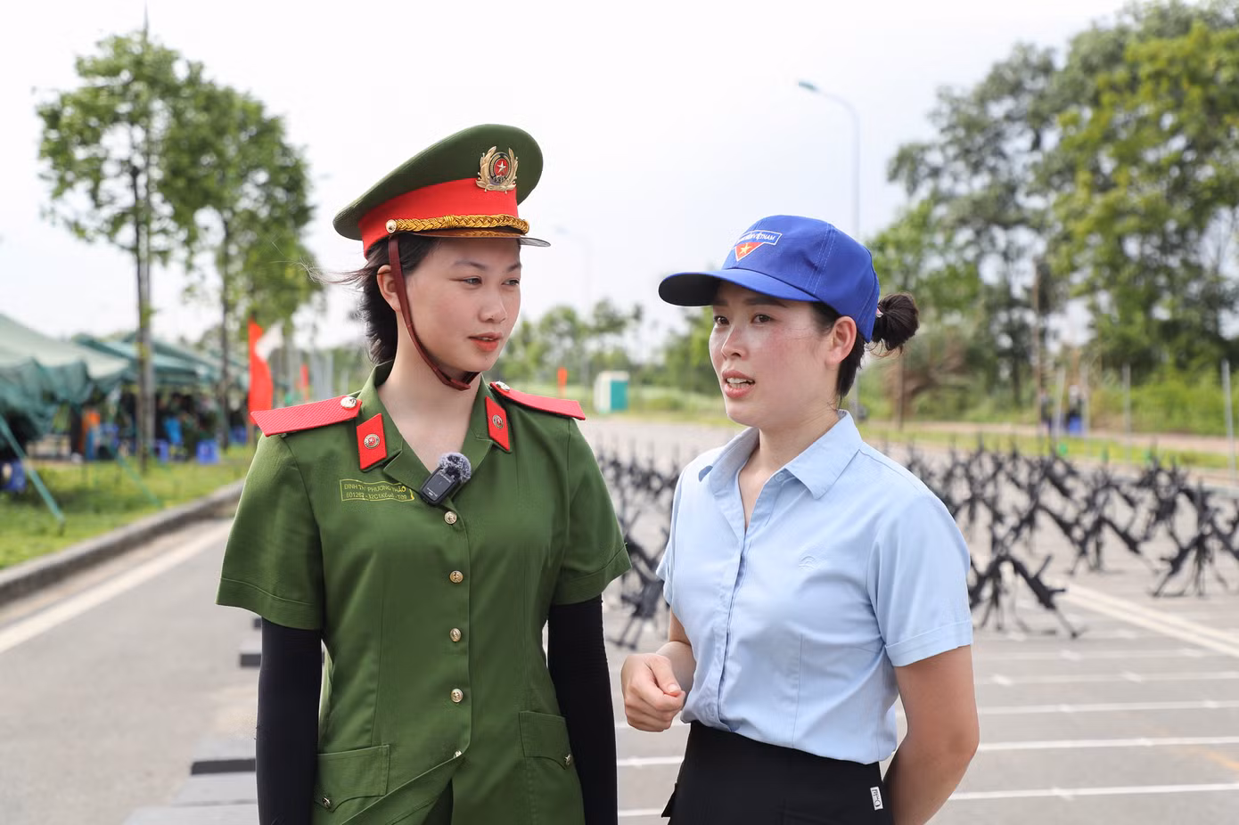 Đinh Thị Phương Thảo – thành viên đội hình diễu binh.